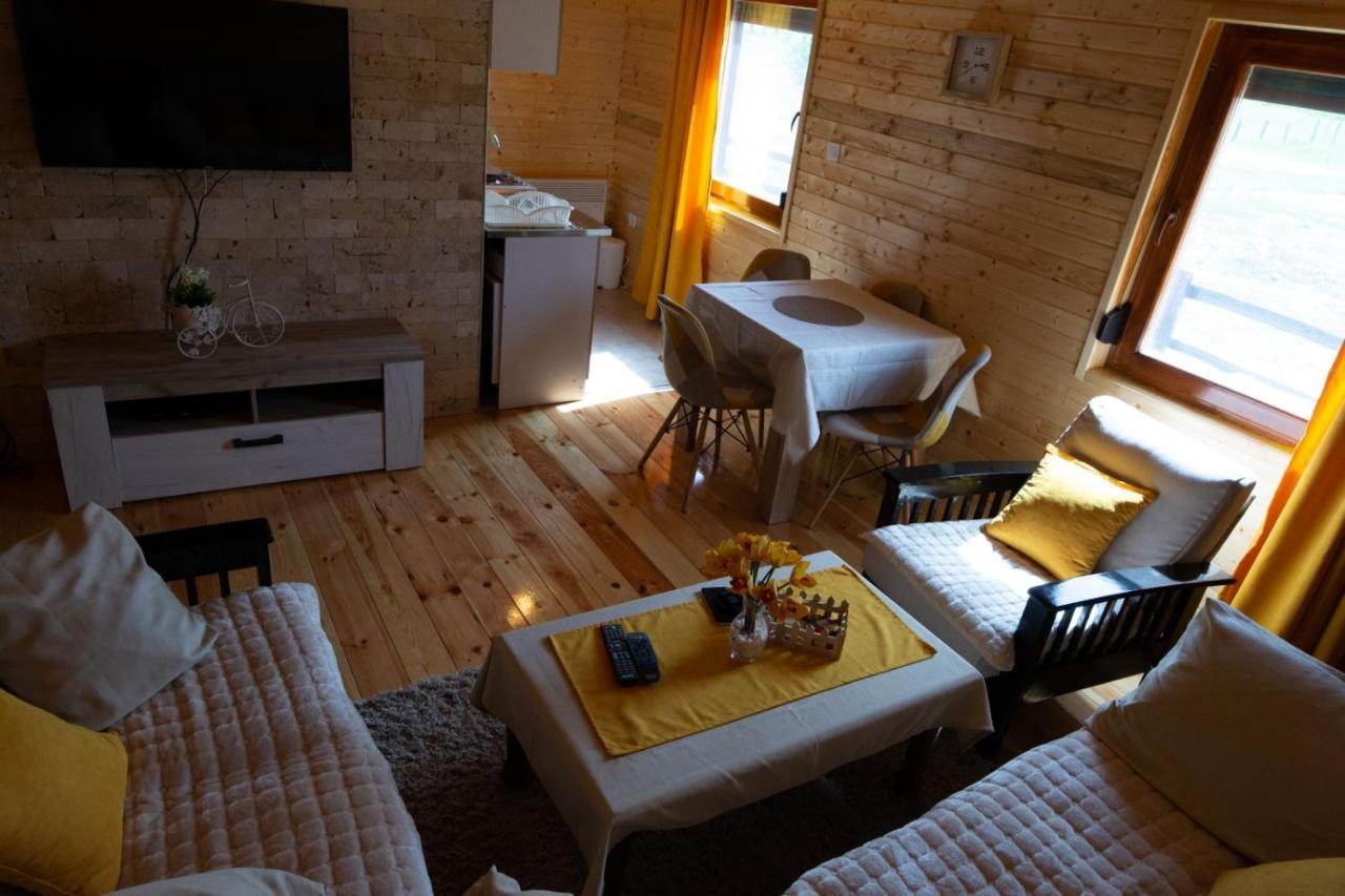 House Negro Zabljak Luaran gambar